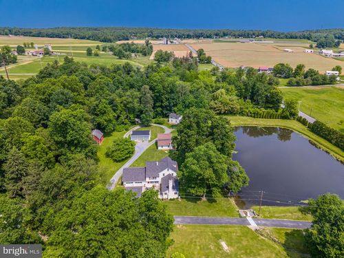 1034 Twin County Road, HONEY BROOK, PA, 19344 | Card Image