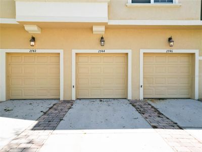 104 - 2742 Oakwater Drive, Condo with 3 bedrooms, 2 bathrooms and null parking in Kissimmee FL | Image 2