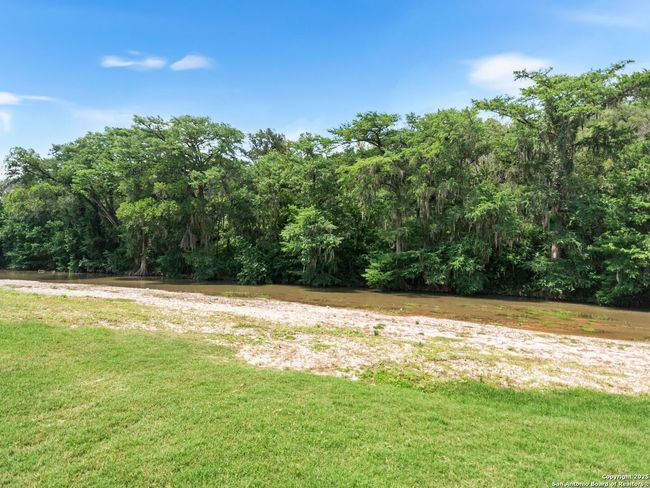 1131 Meadow Stream Dr, House other with 4 bedrooms, 2 bathrooms and null parking in Spring Branch TX | Image 38