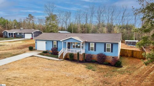 2438 Durbin Rd, Fountain Inn, SC, 29644-6317 | Card Image