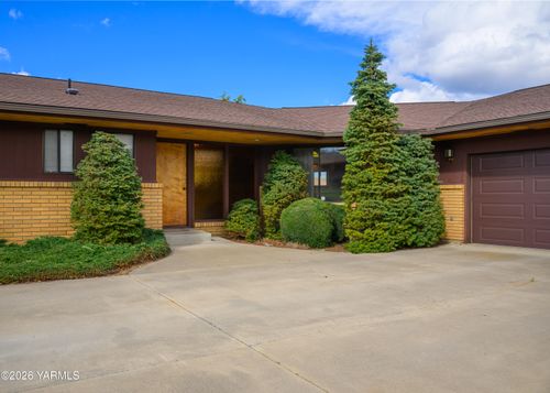 4103 Garden Park Way, Yakima, WA, 98908 | Card Image
