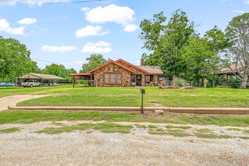 509 W Reynosa Ave, De Leon, TX, 76444-1828 | Card Image