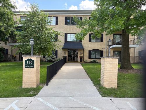 108-190 Cottage Grove Ave Se, Cedar Rapids, IA, 52403-1743 | Card Image
