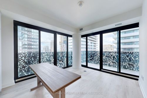 3510-55 Charles St E, Toronto, ON, M4Y0J1 | Card Image