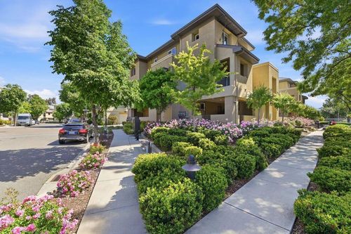 3720 Feather Ln, Palo Alto, CA, 94303-4256 | Card Image