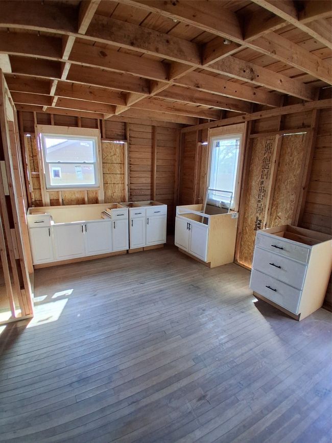 208 E 4 Th St, House other with 2 bedrooms, 2 bathrooms and null parking in Coleman TX | Image 12