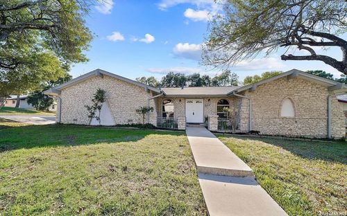 6302 Handsome Lake Dr, Leon Valley, TX, 78238-1520 | Card Image