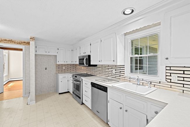 91 Observatory Waye, House other with 5 bedrooms, 3 bathrooms and 3 parking in Marshfield MA | Image 7