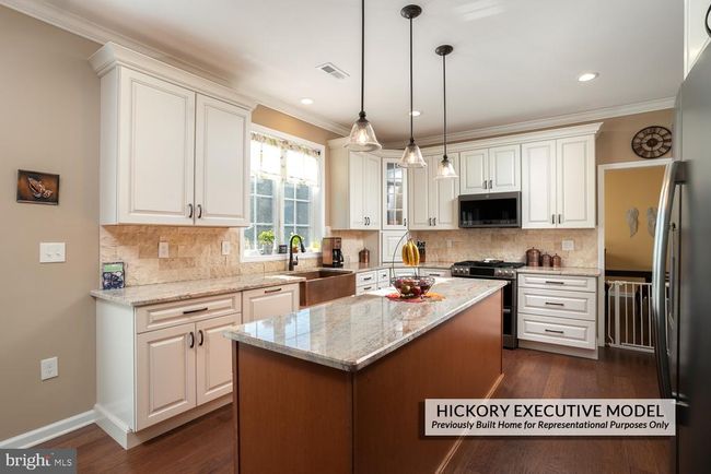 1 Moose St, House other with 3 bedrooms, 3 bathrooms and null parking in Trenton NJ | Image 8