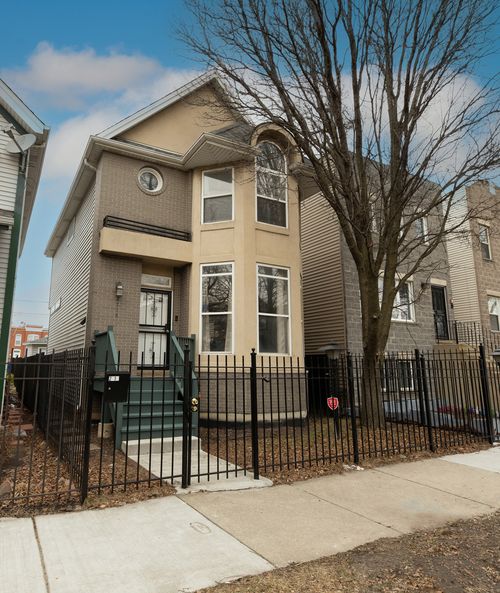 2718 W Washington Blvd, CHICAGO, IL, 60612-2032 | Card Image