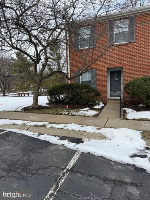 11 Sycamore Ct, LAWRENCEVILLE, NJ, 08648-4832 | Card Image