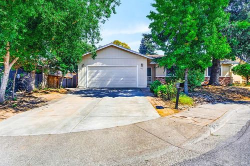 243 Theresa Court, Healdsburg, CA, 95448 | Card Image