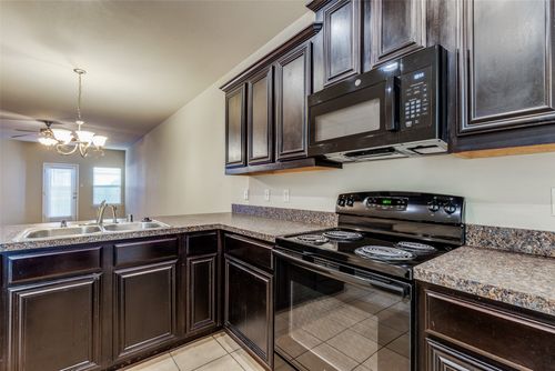 2265 Stonebrook Ln, Mesquite, TX, 75181-5106 | Card Image