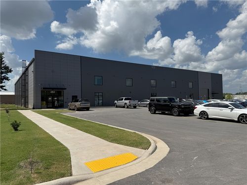 282 W Hudson Rd, Rogers, AR, 72756-2445 | Card Image