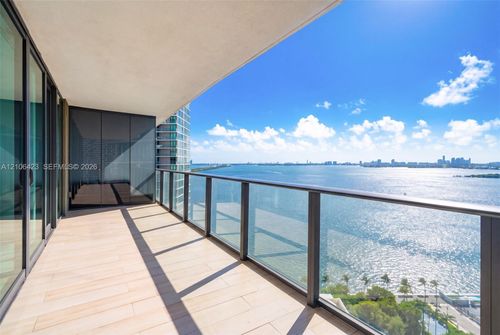 2201-650 Ne 32nd St, Miami, FL, 33137-5256 | Card Image