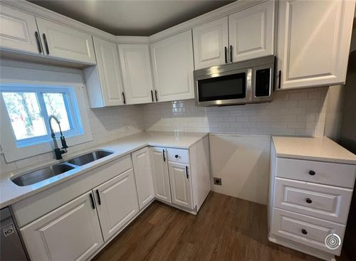 720 Brown Ave, Osawatomie, KS, 66064-1417 | Card Image