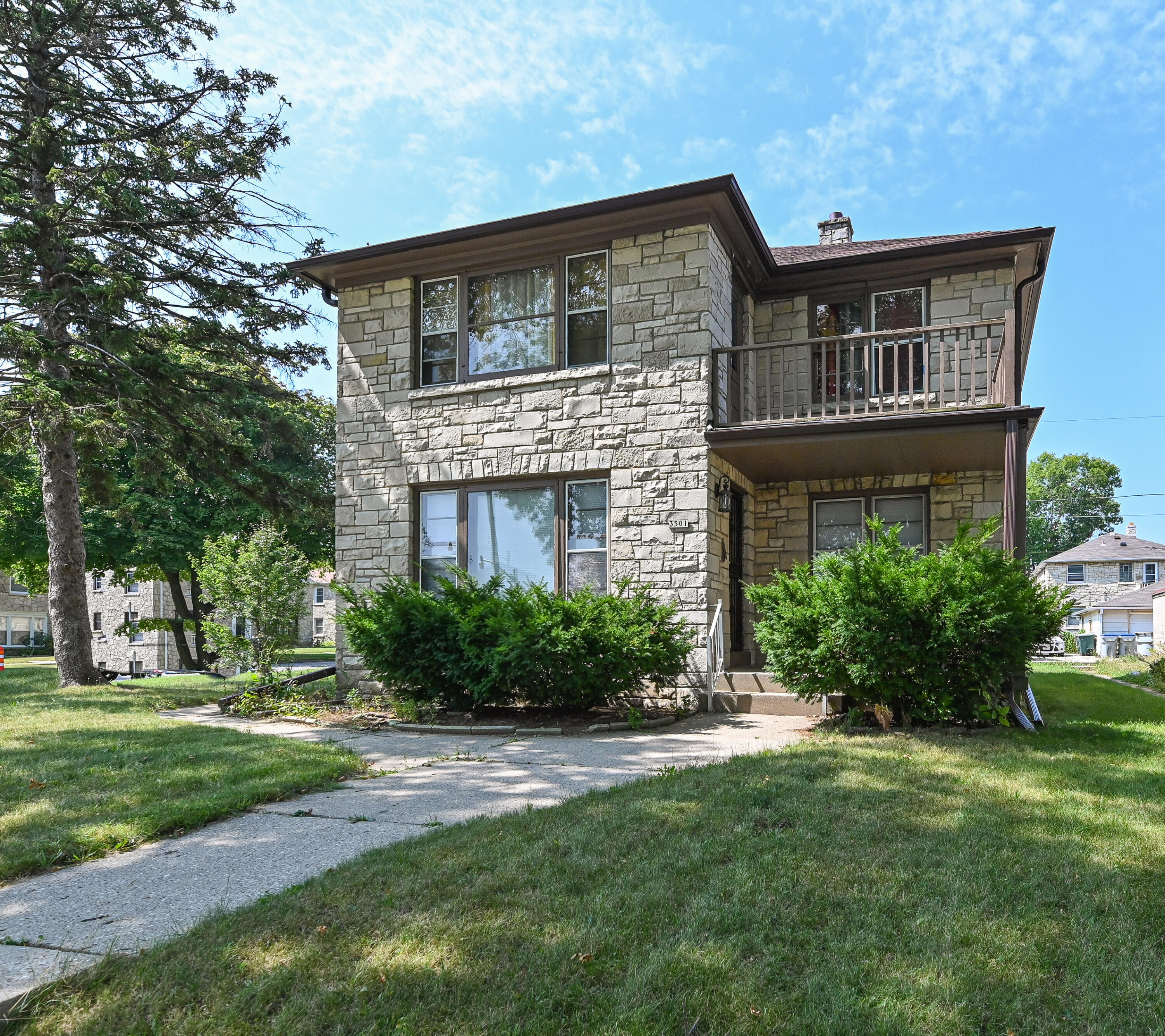 55th St, Milwaukee, WI 53216