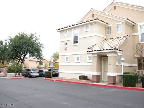 unit-2093-5855 Valley Dr, North Las Vegas, NV, 89031-3633 | Card Image