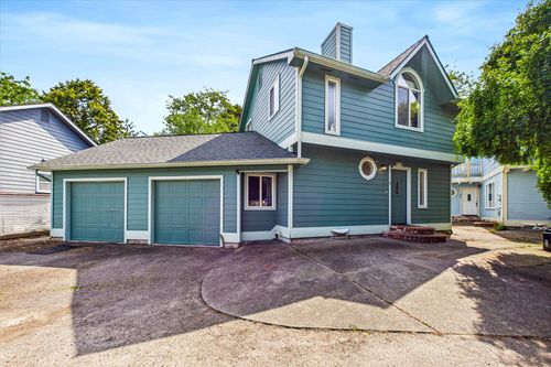 508 Shamsi Ct, Ferndale, CA, 95536-9758 | Card Image