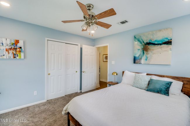 Bedroom | Image 15