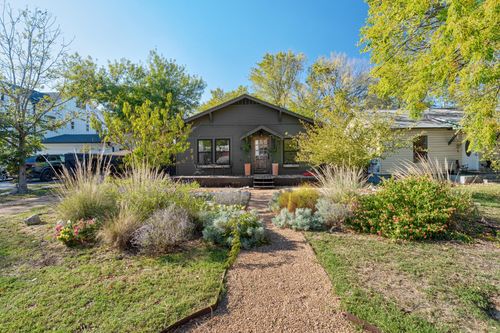 1110 Christie Dr, Austin, TX, 78721-2643 | Card Image