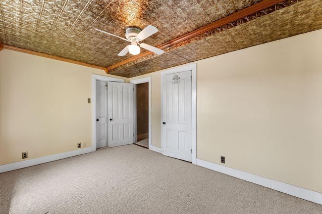 Upper level room | Image 21