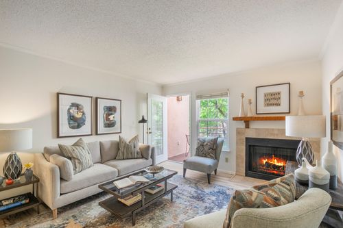 5-204-2501 W. Zia Road, Santa Fe, NM, 87507 | Card Image