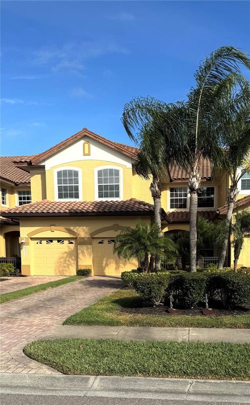 8261-8261 Miramar Way, LAKEWOOD RANCH, FL, 34202-9003 | Card Image