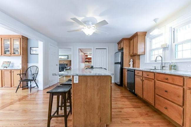318 Fisher St, House other with 4 bedrooms, 4 bathrooms and 6 parking in Walpole MA | Image 10