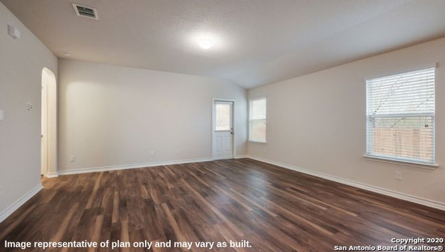 14827 Sabine Loop Rd, House other with 3 bedrooms, 2 bathrooms and null parking in San Antonio TX | Image 17