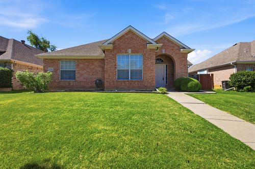 4724 Grant Park Ave, Fort Worth, TX, 76137-5441 | Card Image