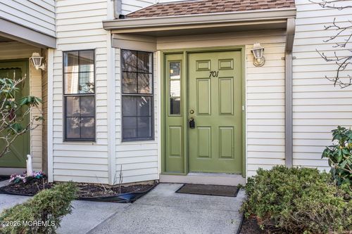 701-701 Sunshine Ct, Parlin, NJ, 08859-2407 | Card Image