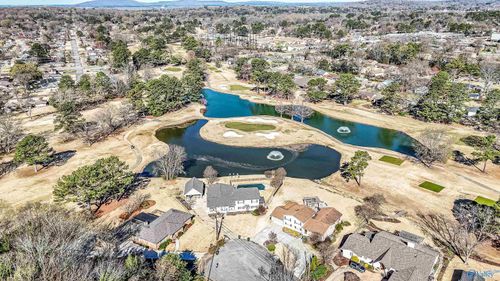 1300 Wind River Cir Se, Huntsville, AL, 35802-3811 | Card Image