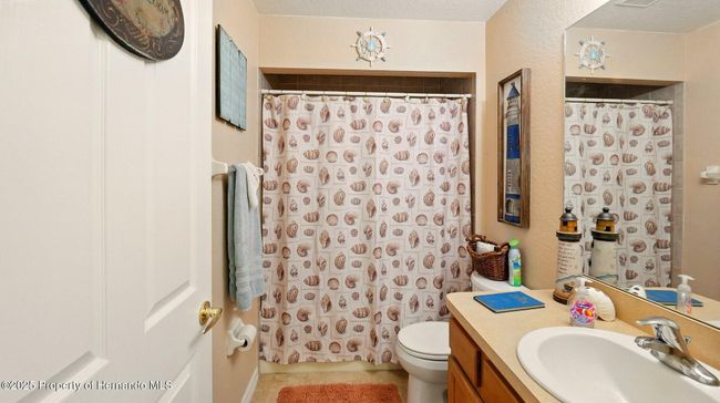 15348 Glossy Ibis Rd, House other with 3 bedrooms, 2 bathrooms and null parking in WEEKI WACHEE FL | Image 23