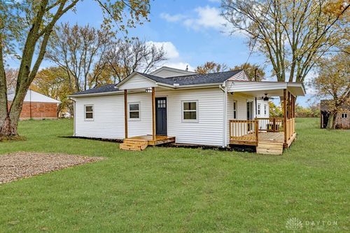 6171 Somers Gratis Rd, Camden, OH, 45311-9711 | Card Image