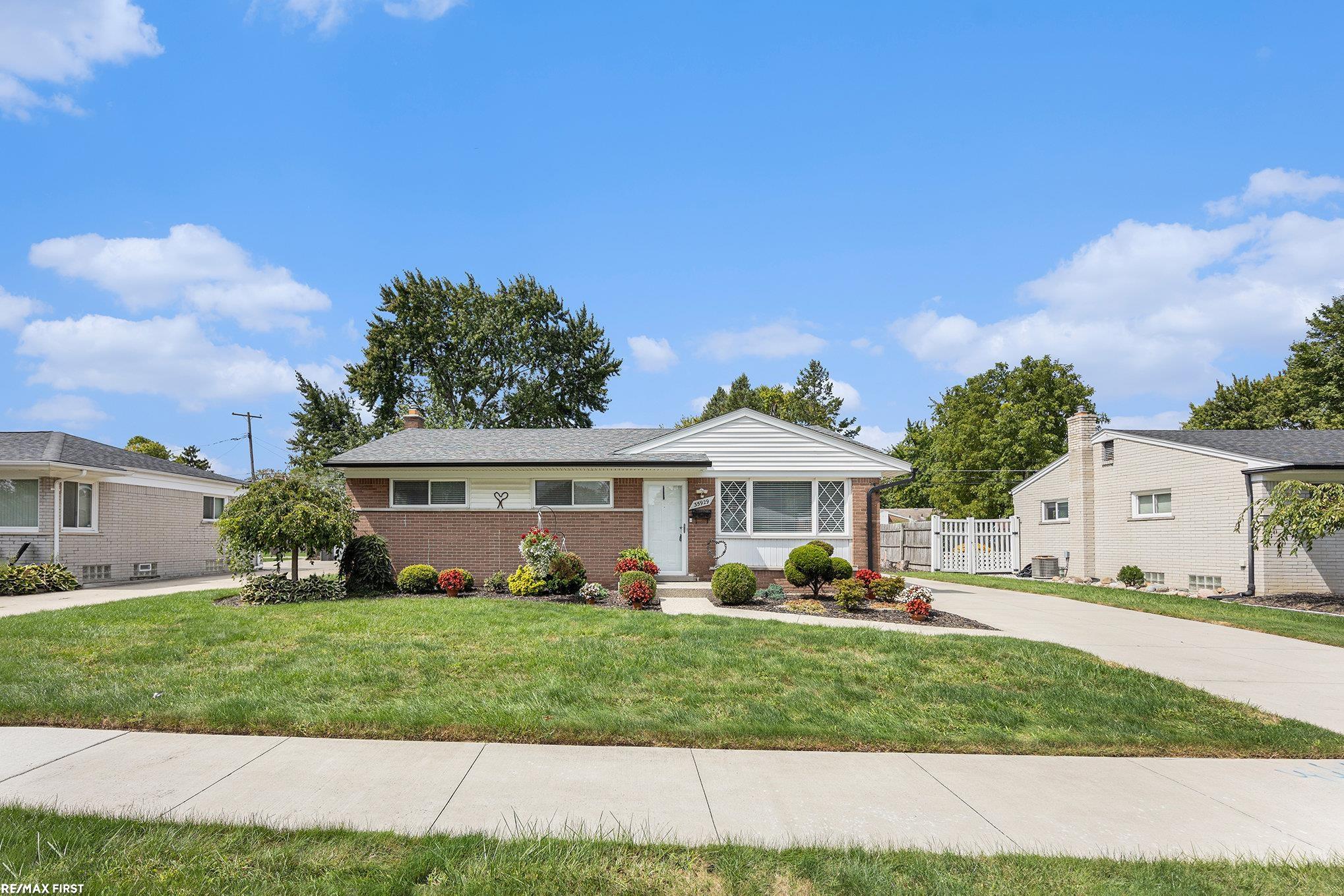 White Ave, Marcus Hook, PA 19061