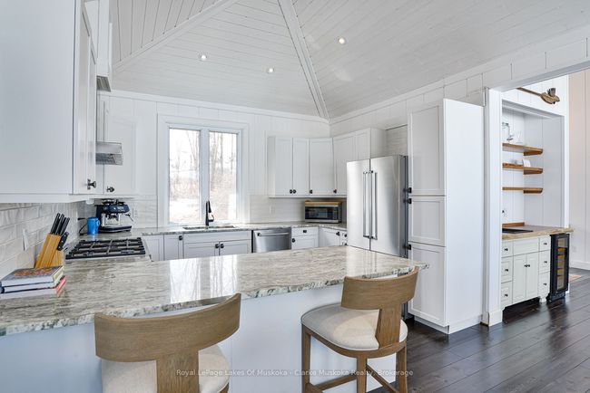2 - 4002 Muskoka Rd 169, House other with 3 bedrooms, 4 bathrooms and 6 parking in Port Carling ON | Image 24