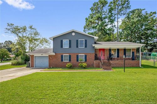 6833 Brasswood Dr, Fayetteville, NC, 28314-5301 | Card Image