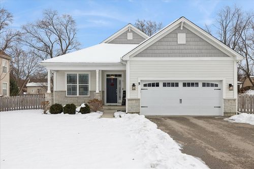 5 Lake Vista Ct, Lake Villa, IL, 60046-7963 | Card Image