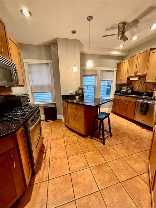 1-15 Hecla St, Boston, MA, 02122-2969 | Card Image
