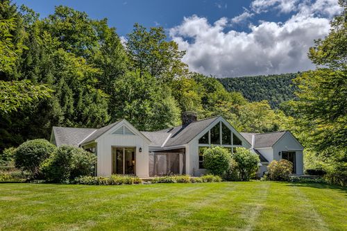 197 Bromley Brook Rd, Manchestr Ctr, VT, 05255-6405 | Card Image