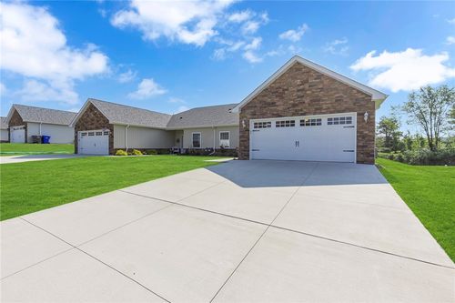 320 Cherokee Dr, Beaver Falls, PA, 15010-8478 | Card Image
