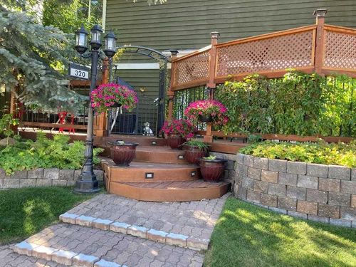 320 Midpark Gdns Se, Calgary, AB, T2X1T3 | Card Image