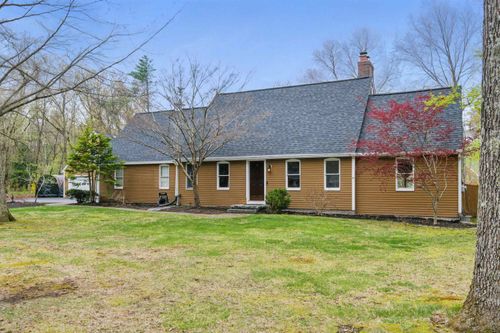 51 James Farm Rd, Lee, NH, 03861-6529 | Card Image