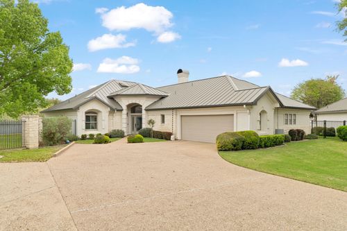 106 San Saba Ct, Horseshoe Bay, TX, 78657-5967 | Card Image