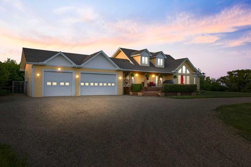 213056 Range Road 250, Vulcan County, AB, T0L1P0 | Card Image