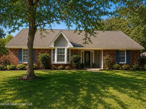 220 Cobblestone Dr, Madison, MS, 39110-9186 | Card Image