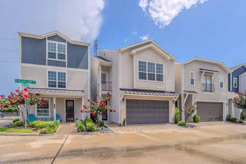 11016 Crescent Light Way, Houston, TX, 77043-1501 | Card Image
