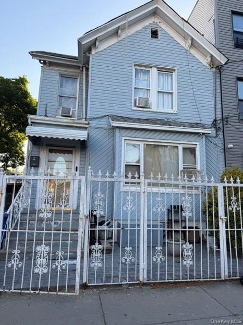 270 Linwood St, Brooklyn, NY, 11208-1126 | Card Image