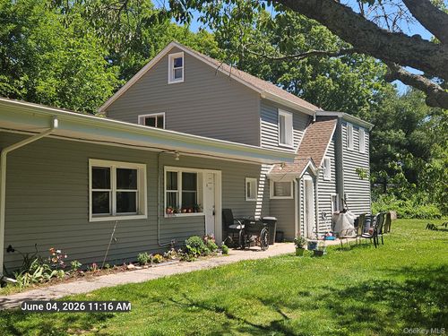 c-118 Oak Ave, Shirley, NY, 11967-1935 | Card Image